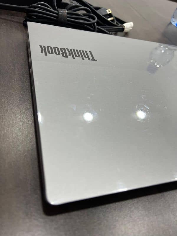 Lenovo Thinkbook 9