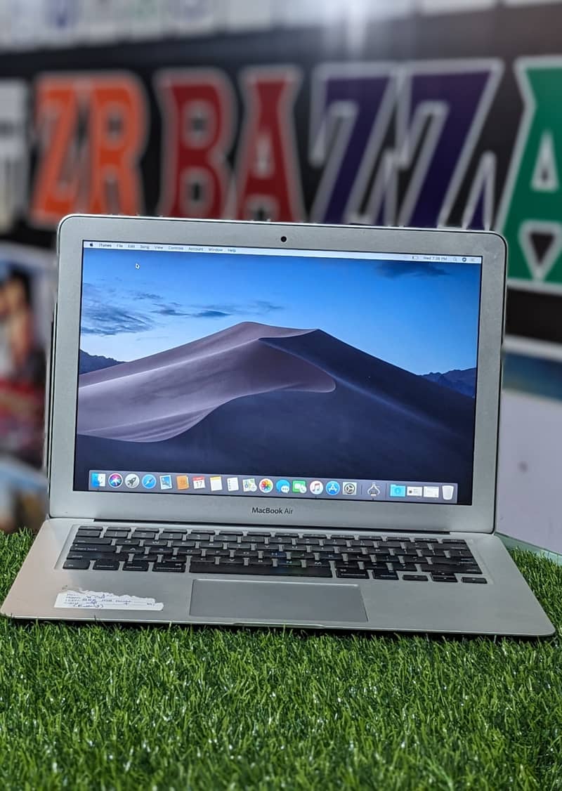 Macbook Air 2013 Mid 13 inch Whatsapp 03477803899 0