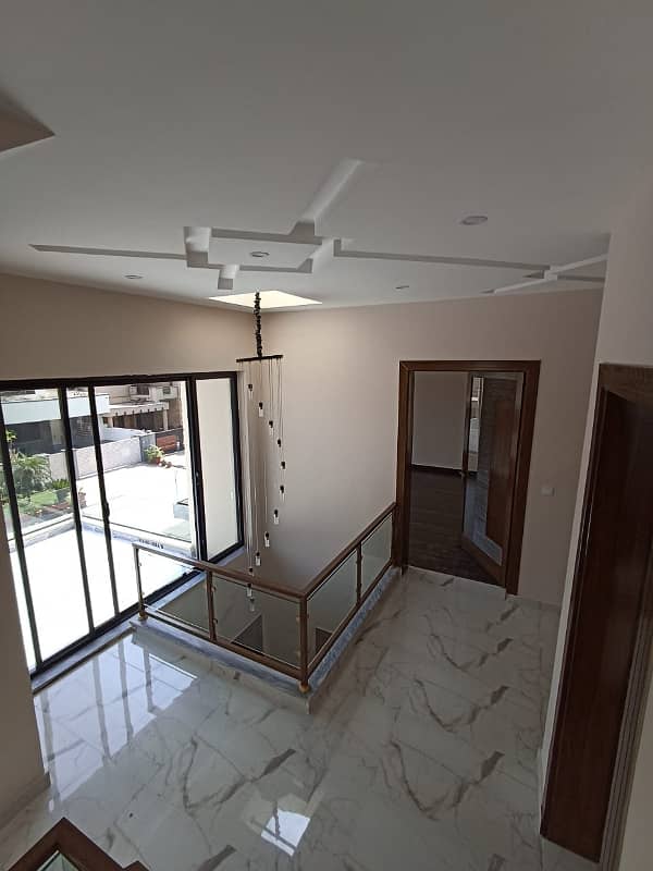 Dream Living Luxurious 1 Kanal Double Unit House In DHA Phase 1 Ready For Sale 24