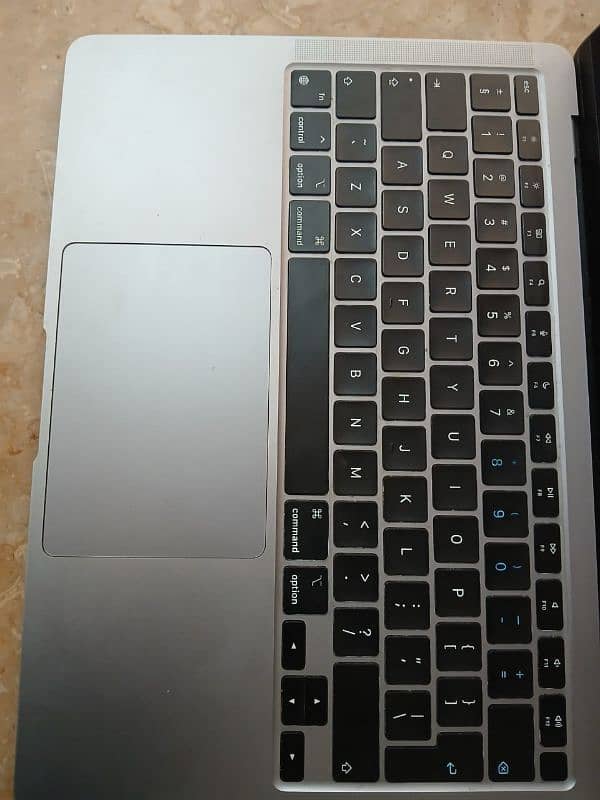 MacBook Air M1 | 2020 Model 6