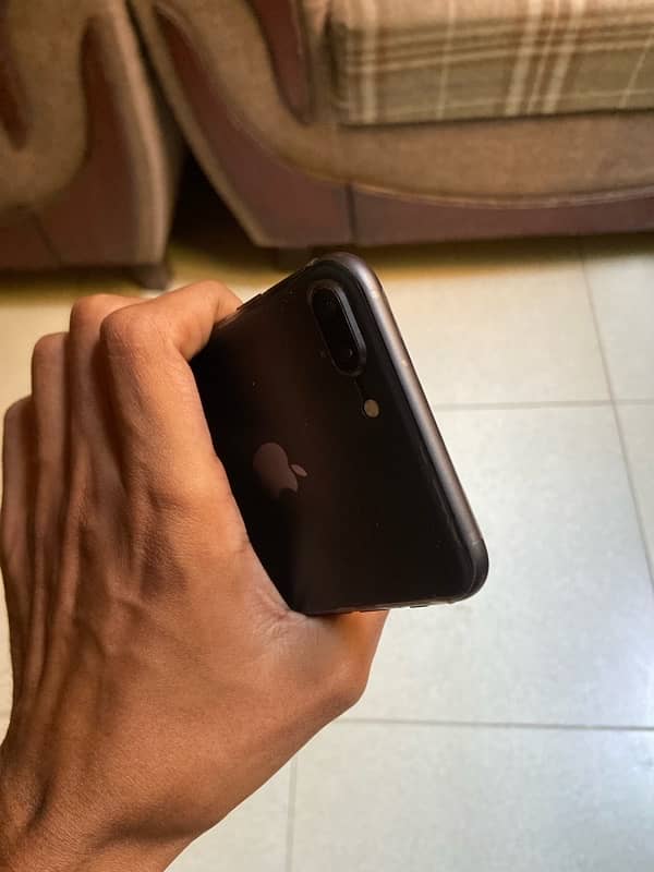 iPhone 8 plus pta approved 2