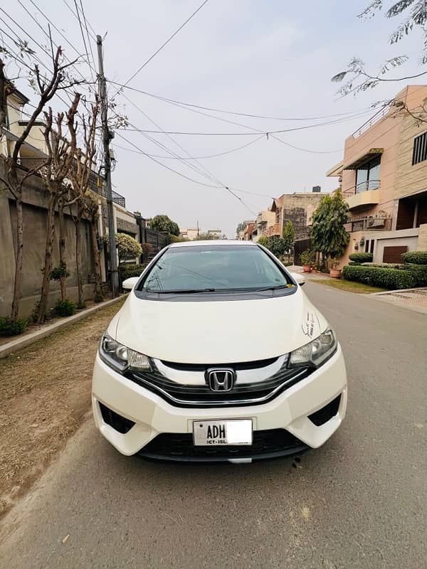 Honda Fit Fully Loaded Auto Transmission 1”5 Model 2014/217 0