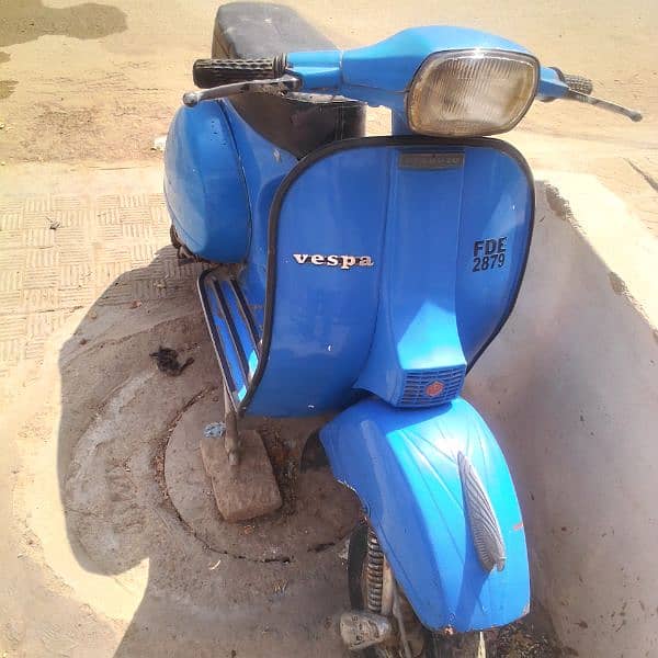 Vespa 1980 NewBody line Panjab Number Rs,29000 2