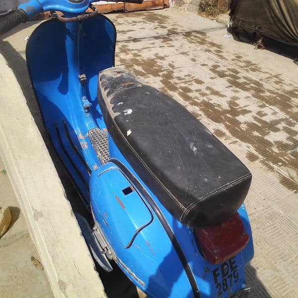 Vespa 1980 NewBody line Panjab Number Rs,29000 3