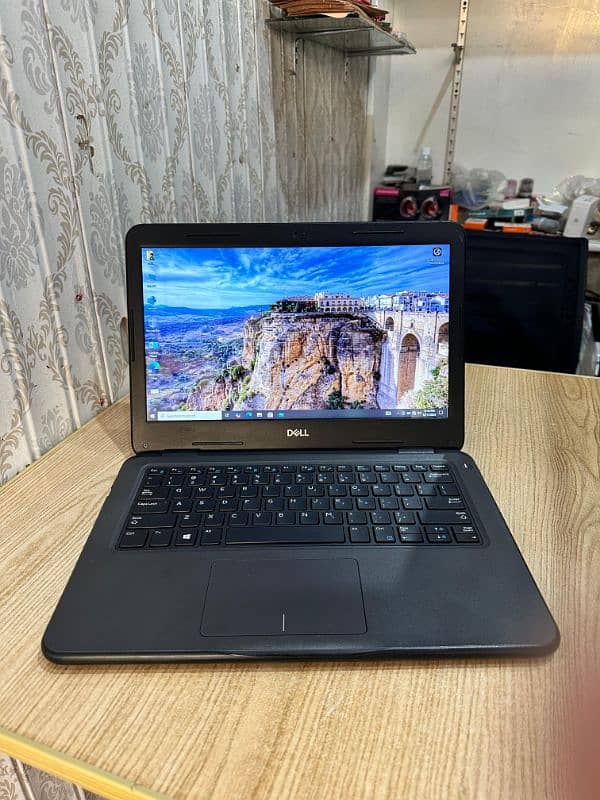 Dell Latitude 3310 i5 8th 1