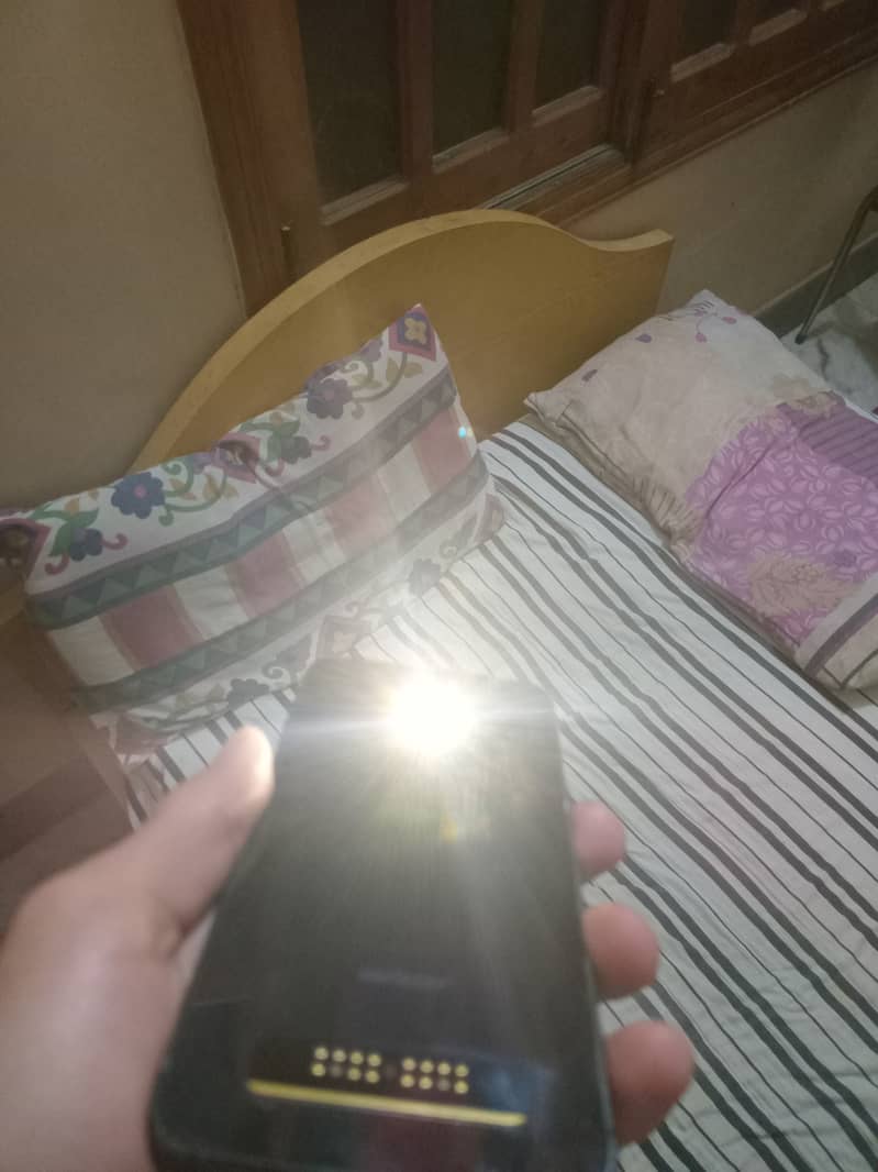 Moto z3 panel not working 2