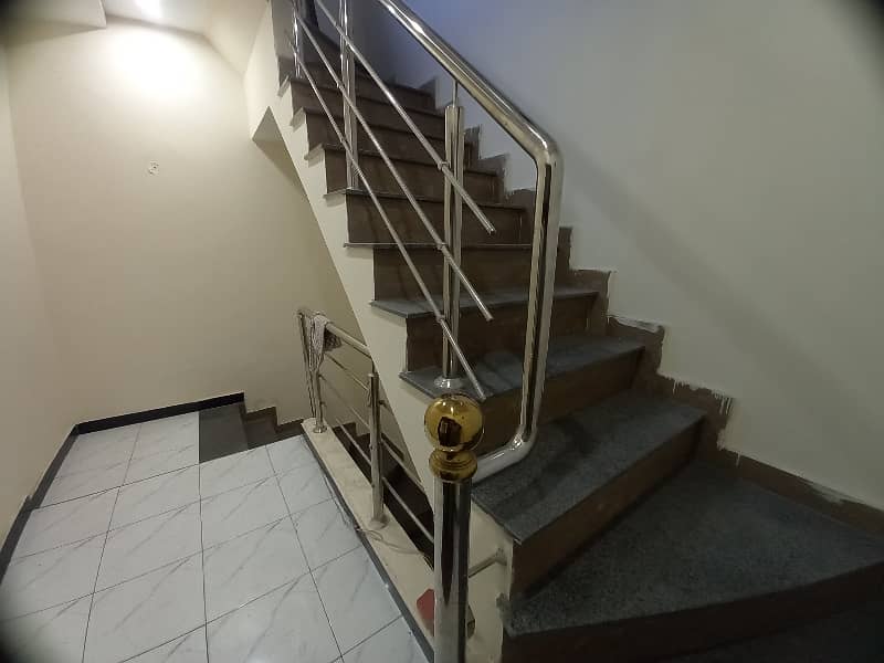 3 Marla Double story house for sale in amir Town Harbanspura Lahore 9