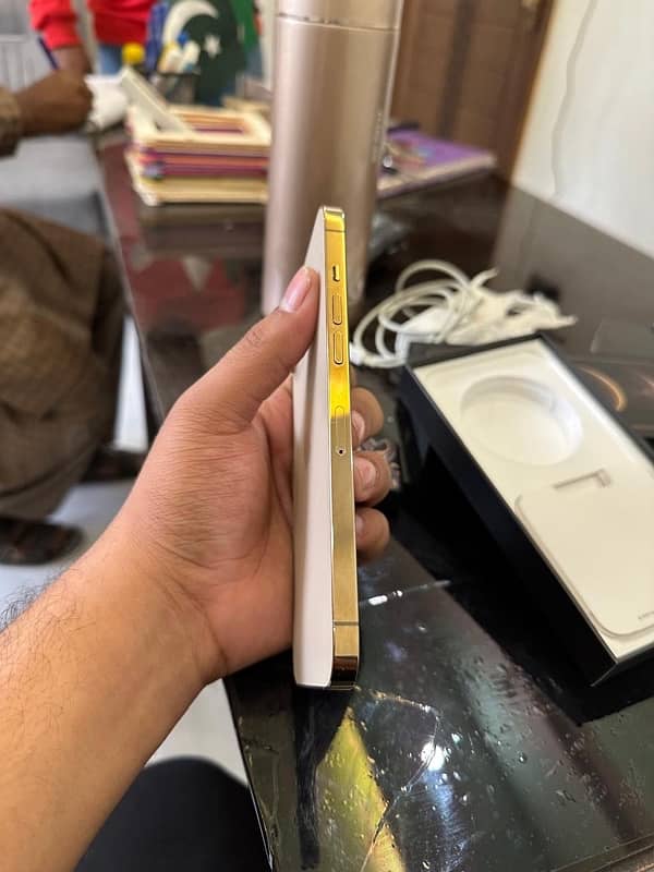 12 pro max 128gb LLA , pta approved, scratchless condition 2