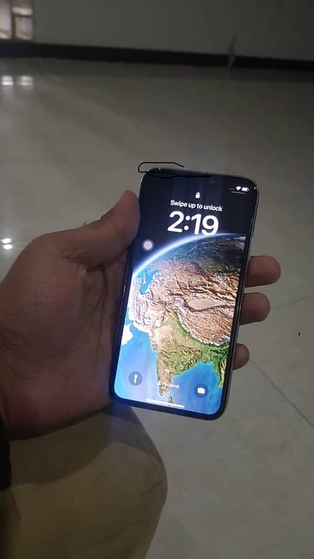 iPhone X 64 gb 10/10 condition 3