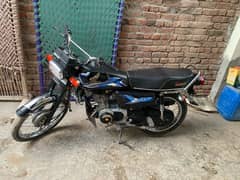 Honda 125 for sale black colour