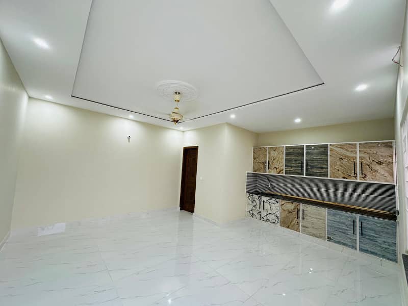 1 Kanal House For Sale In Punjab Govt Employees society phase 2 5