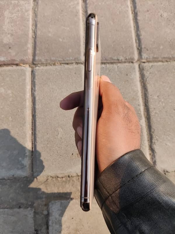 xs max 256Gb official 4