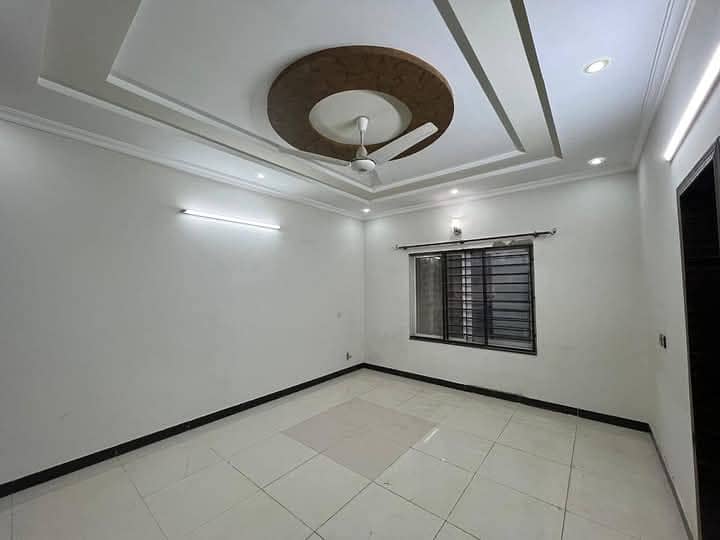 7 Marla Like Brand New House Available For Rent In G 14/2 17