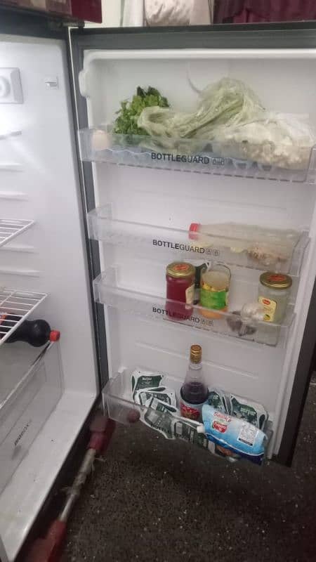 a brand new fridge only 4 months used is for sale 4