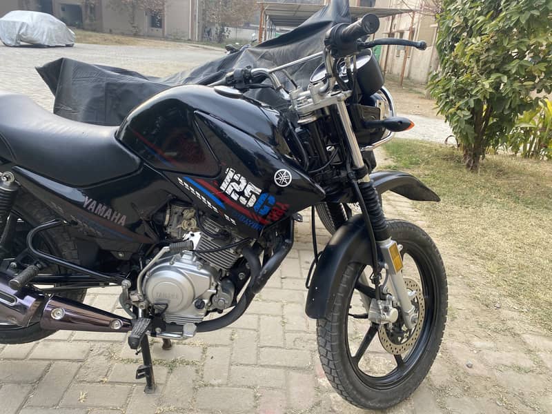 YAMAHA YBR G 125 3