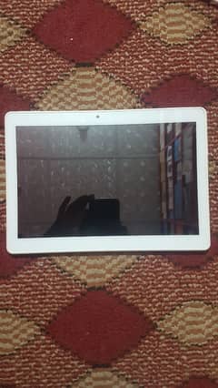 10 inch tab 2GB RAM 32 GB memory