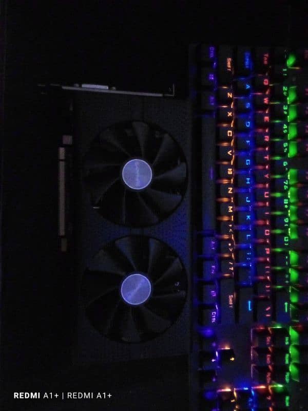 sapphire nitro+ Rx 580 0