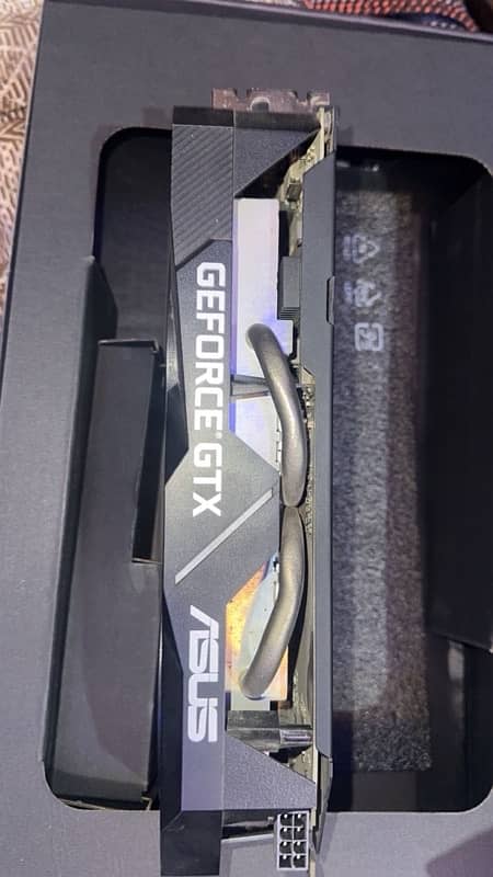 Asus GTX 1660 super 6GB gpu 0