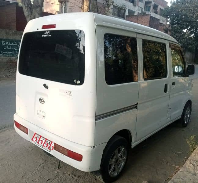 Daihatsu Hijet 2013 4