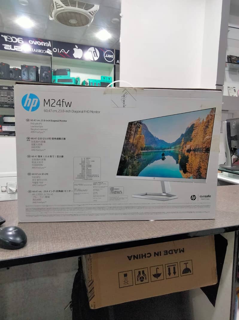 HP M24fw Led 1