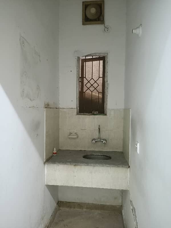 7 Marla 1st Floor At Hot Location In Dha Phase 1 3