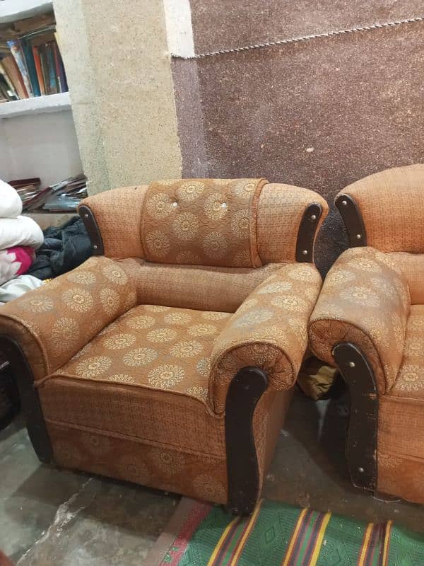 5 seater sofa 0