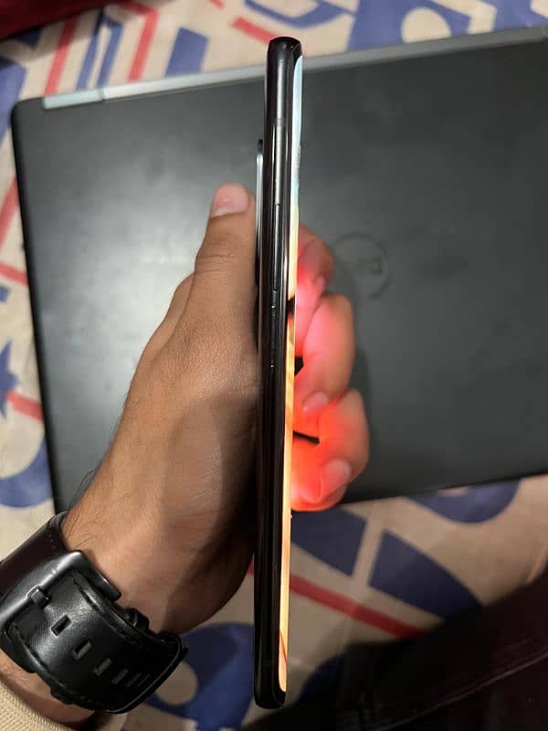 One plus 8 pro 5