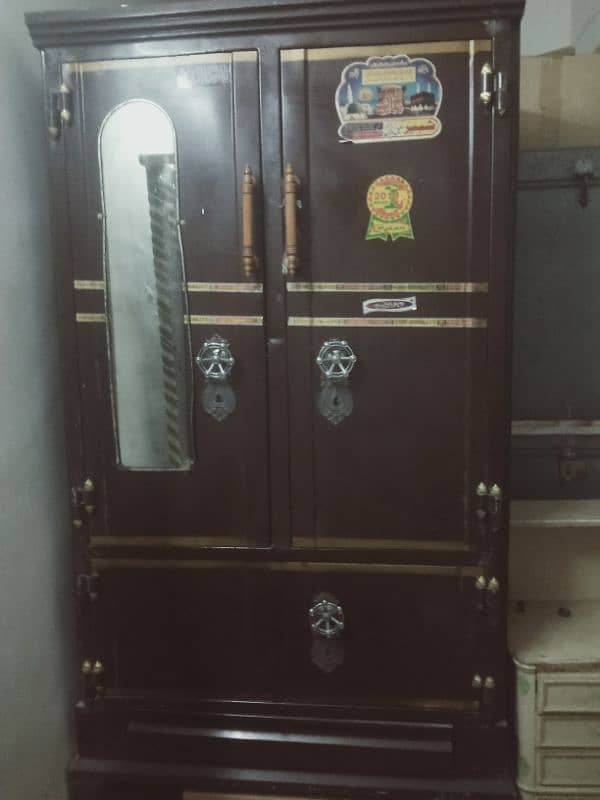 iron cupboard 1