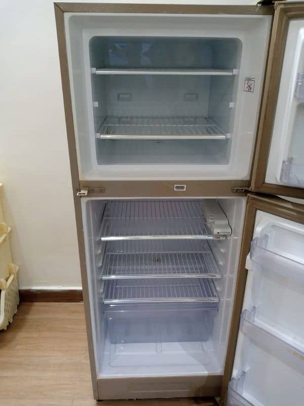 dawlance fridge for sale 1