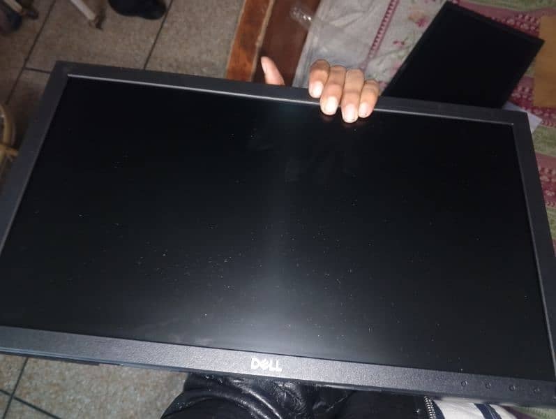 computer led24 inch 0