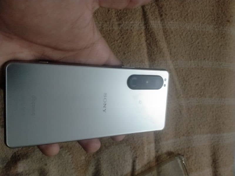 Sony Experia 5 mark 3. 1