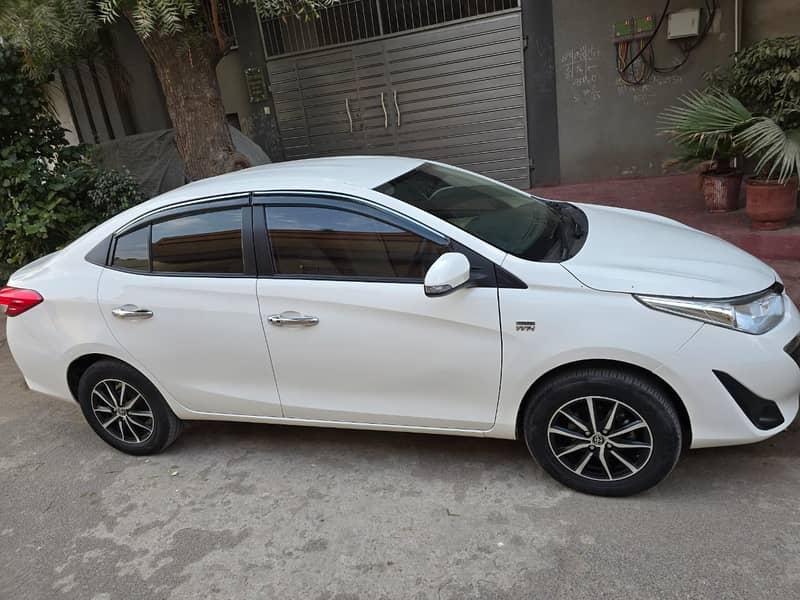 Toyota Yaris 2020 Model/White colour /Good Condition/Toyota Yaris 3