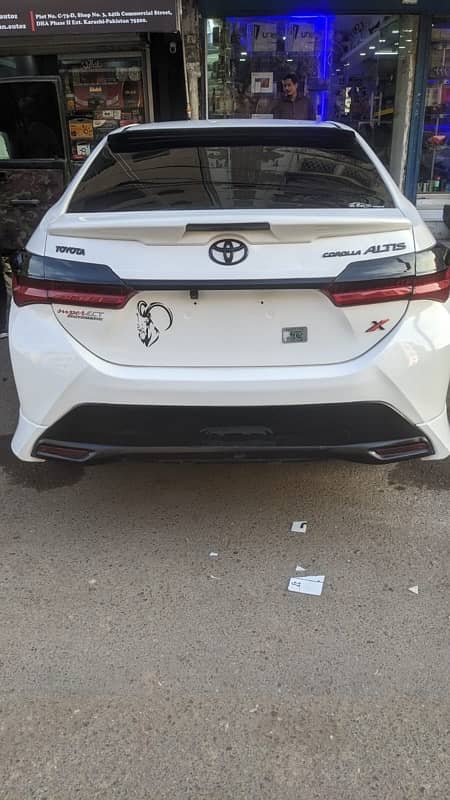 Toyota Corolla Altis 2017 13