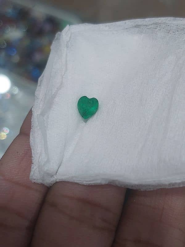 Emerald heart shap Zamurd زمرد 2