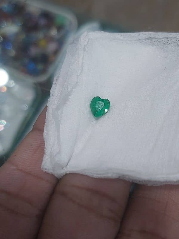 Emerald heart shap Zamurd زمرد 4