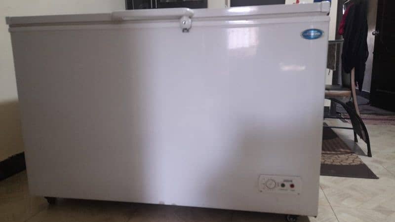 PEL Fridge,  Varioline Deep freezer,  Water cooler 7