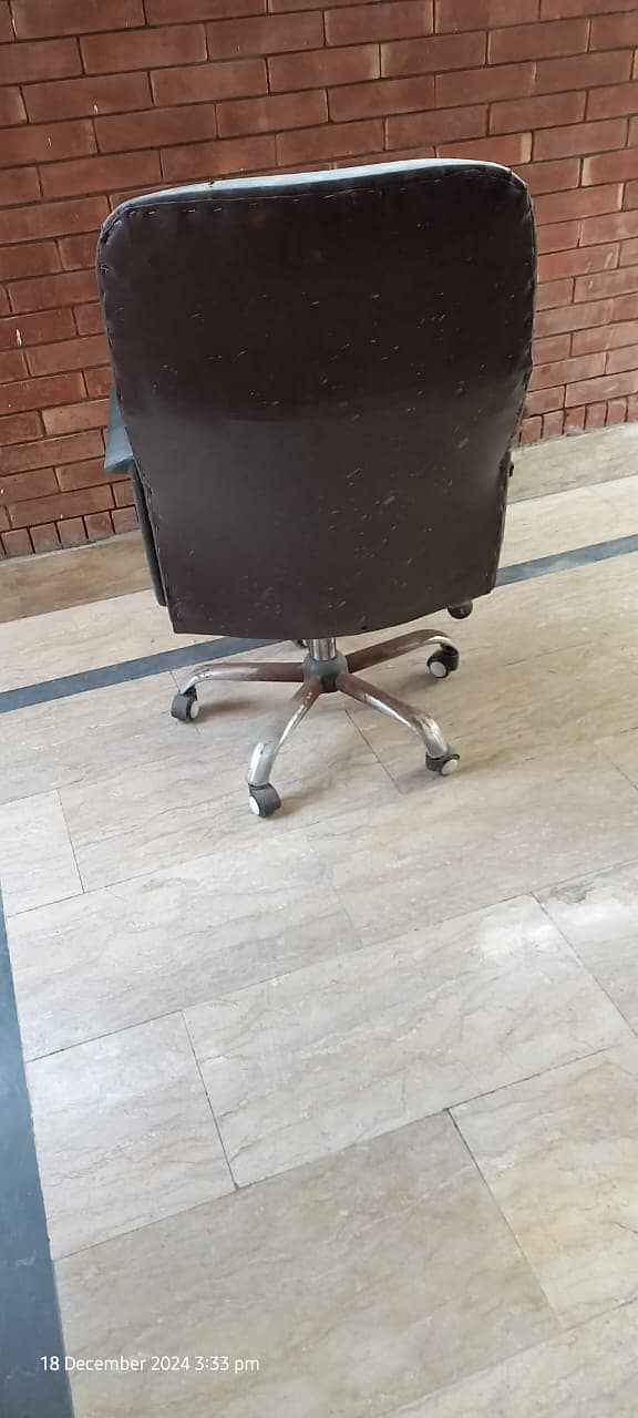 Used Exective Chairs for sale 2