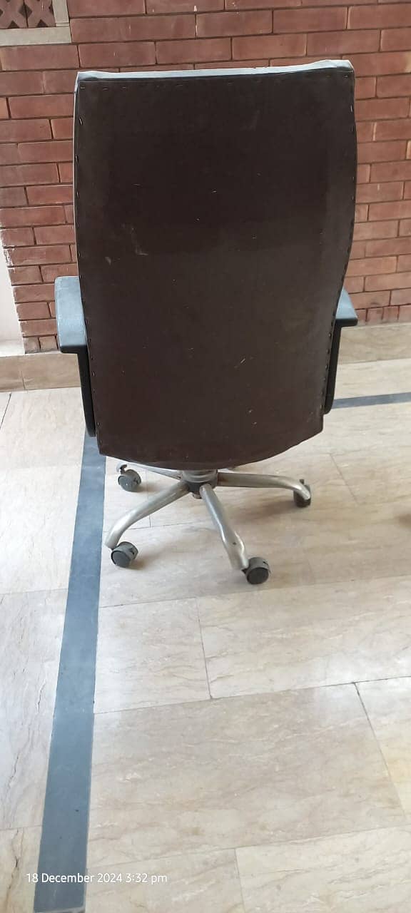 Used Exective Chairs for sale 7