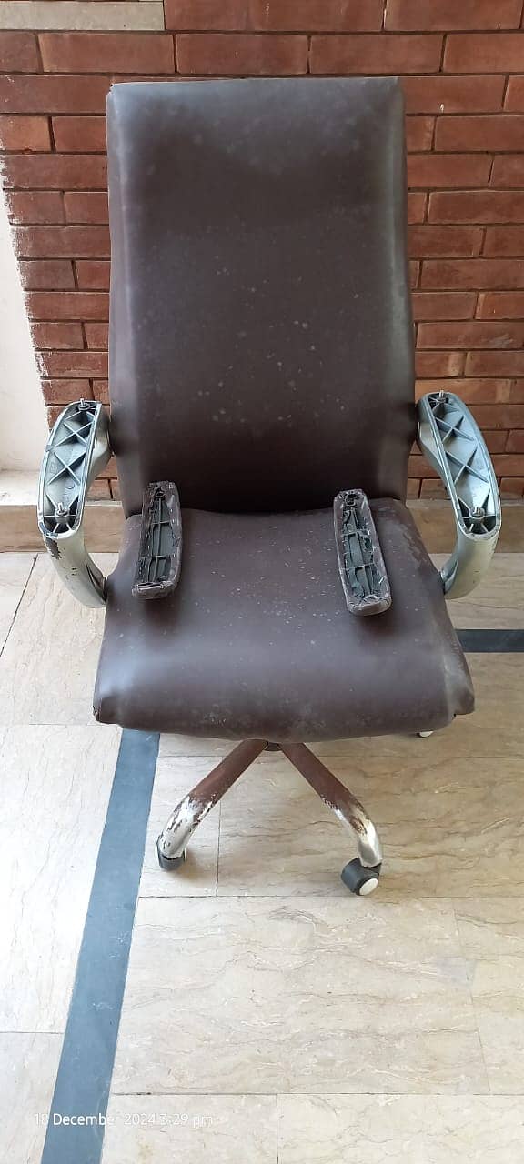 Used Exective Chairs for sale 11