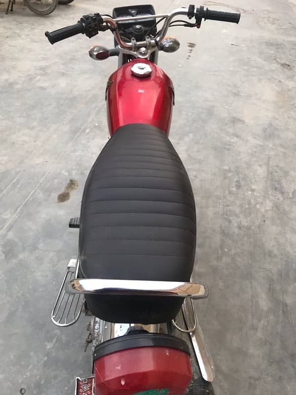 Handa 125 self special edition 8