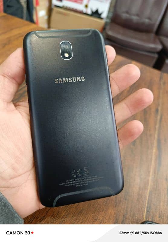 SAMSUNG J7 PRO (03486583005) 9