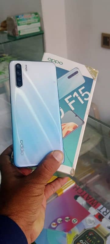 oppo F15 0