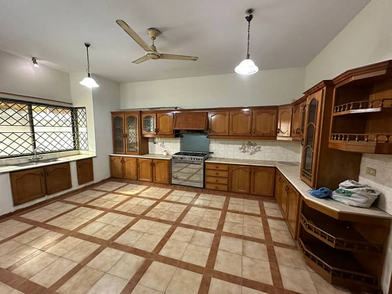 35x80 Marble Flooring Double Storey House Available On Rent Located In I-8 3