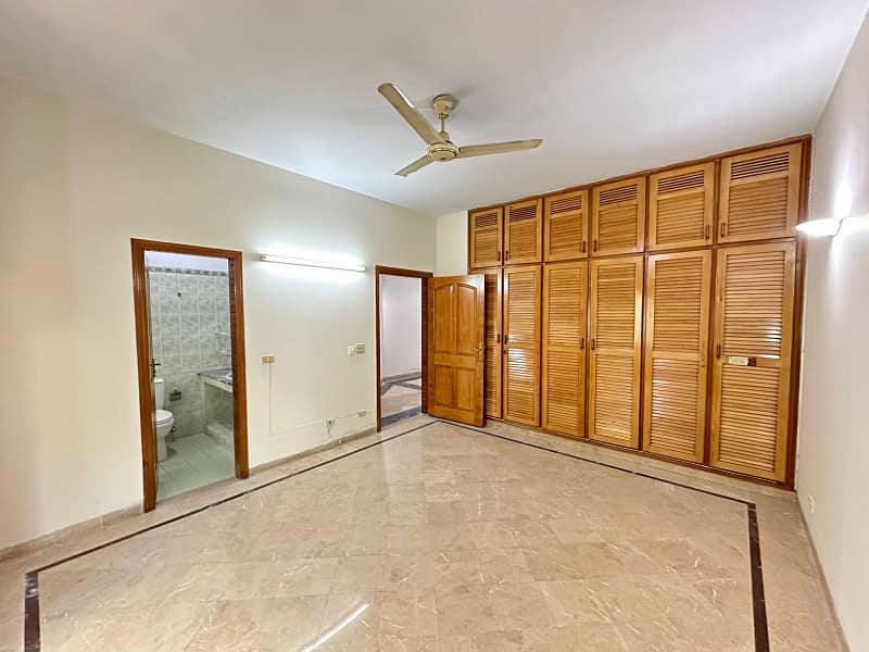 35x80 Marble Flooring Double Storey House Available On Rent Located In I-8 4