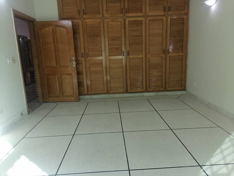 35x80 Marble Flooring Double Storey House Available On Rent Located In I-8 12