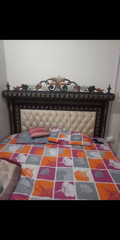 Used Room bed set 1