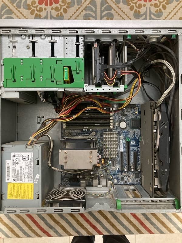 HP Z400 workstation 4