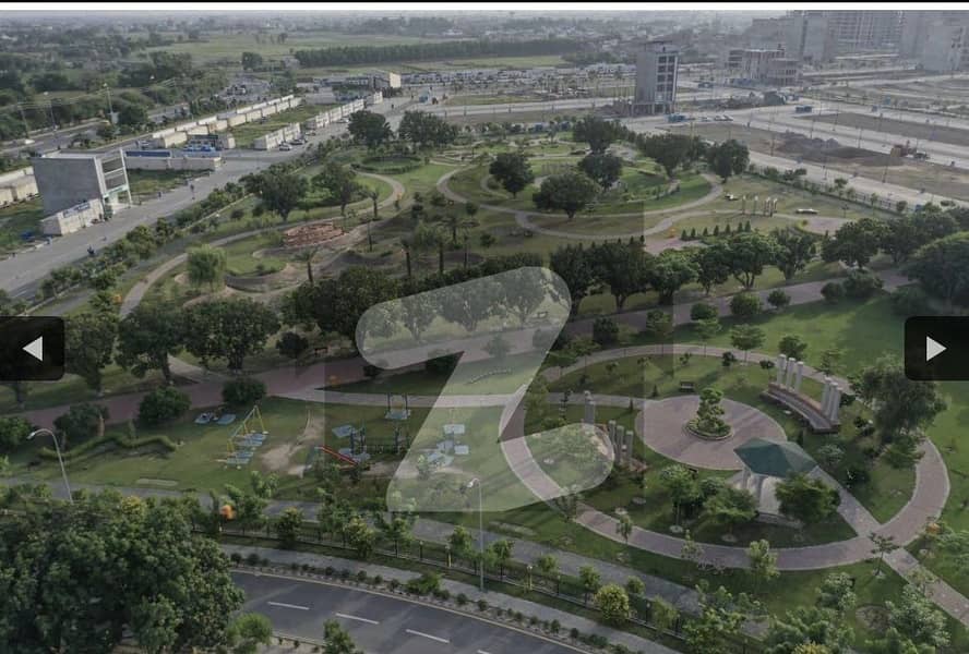 1-KANAL RESIDENTIAL PLOTS AVAILABLE ON INSTALMENTS ON A PRIME LOCATION OF MAIN RAIWIND ROAD LAHORE 1