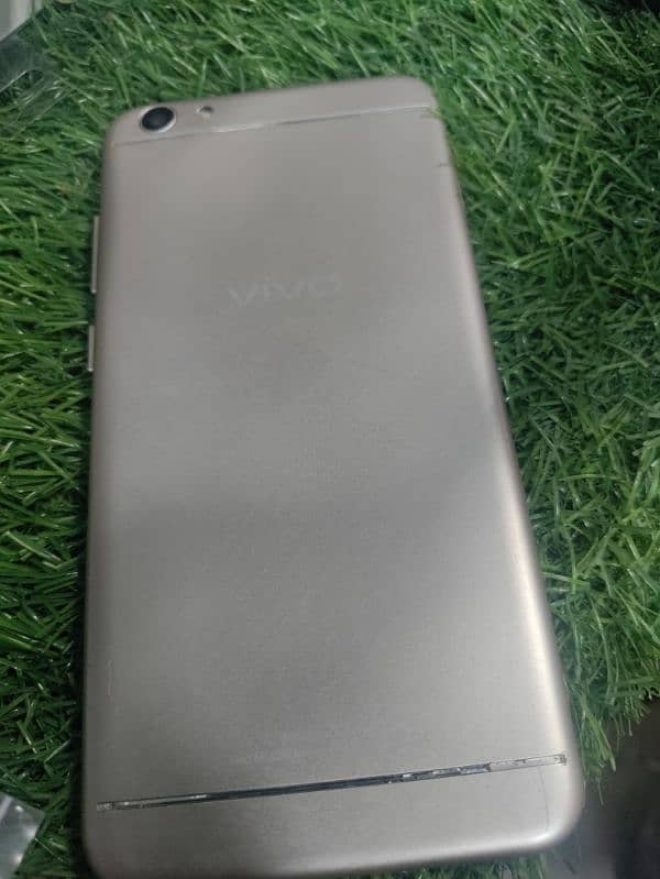 vivo Y66 1