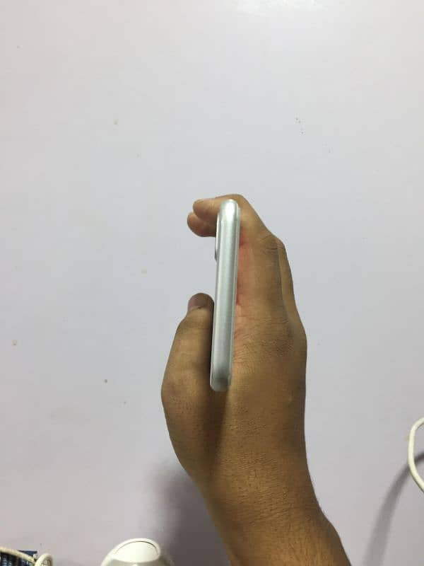 iPhone 8plus 03091419441 1